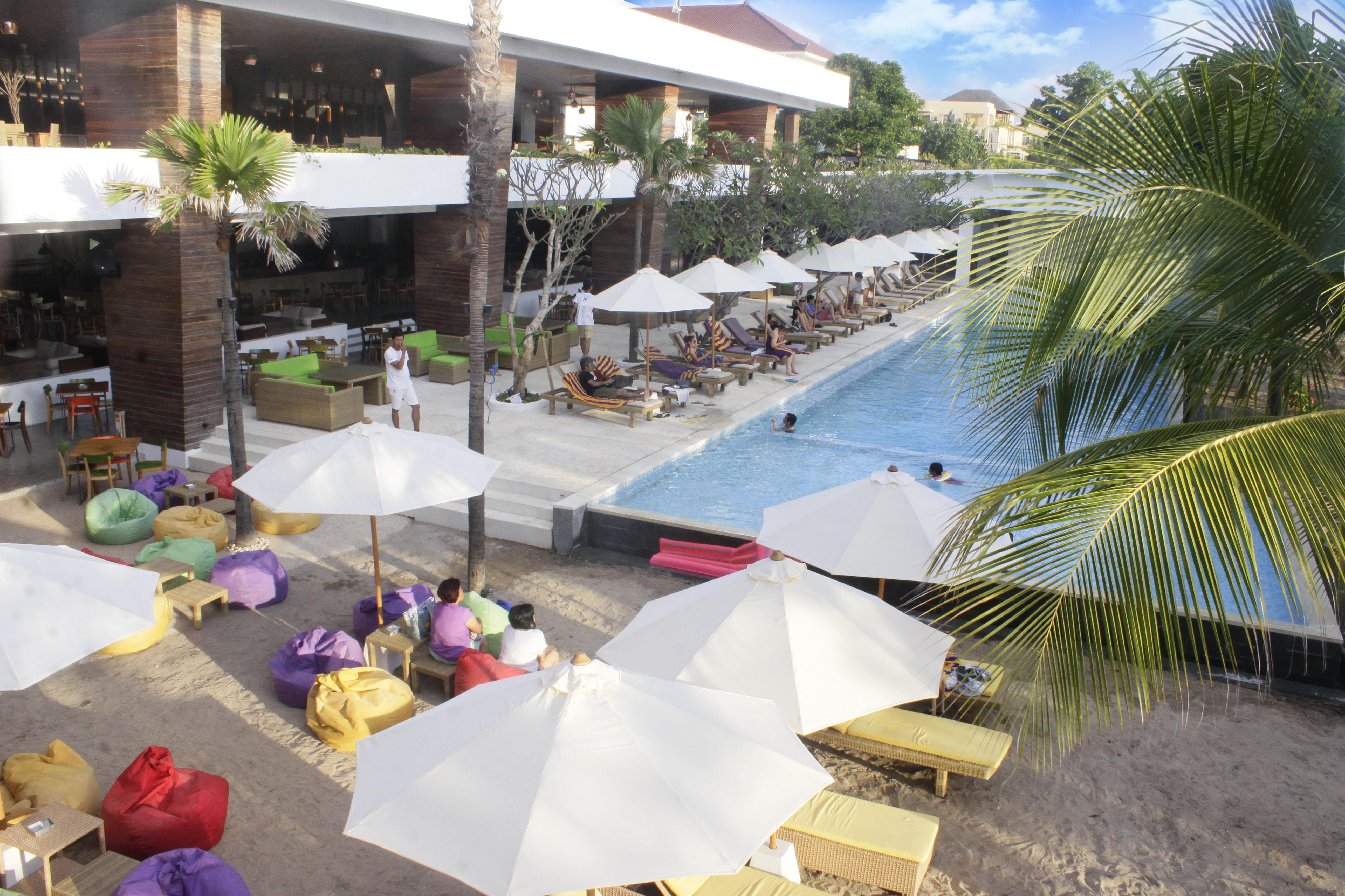 Truntum Kuta Bali Hotel Exterior photo
