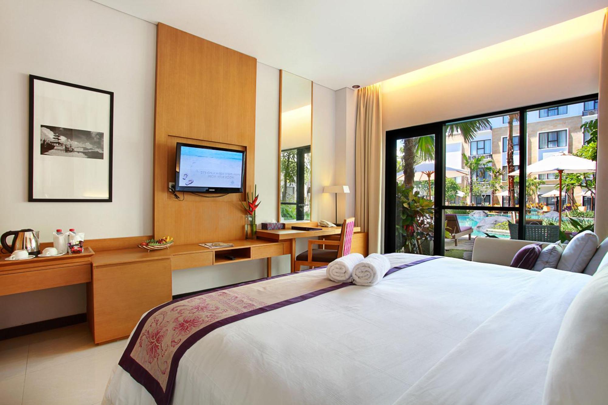 Truntum Kuta Bali Hotel Room photo