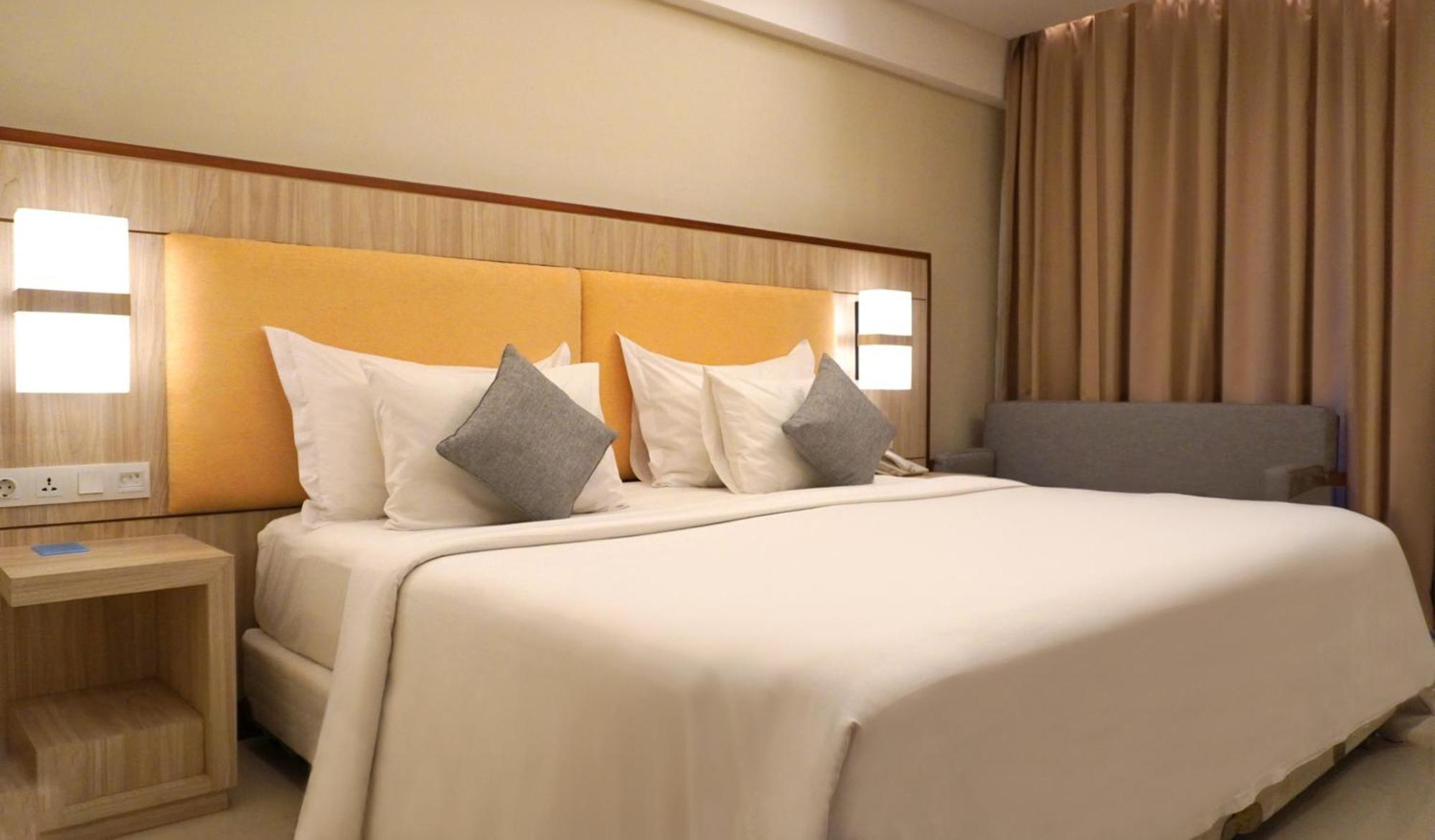 Truntum Kuta Bali Hotel Exterior photo