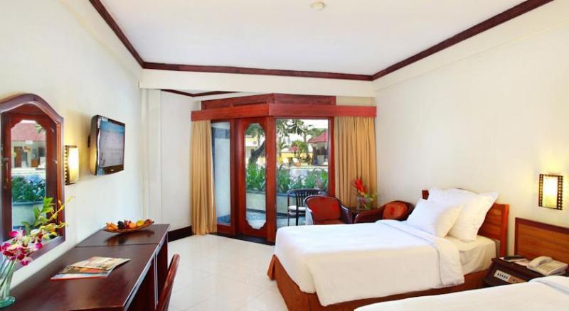 Truntum Kuta Bali Hotel Exterior photo