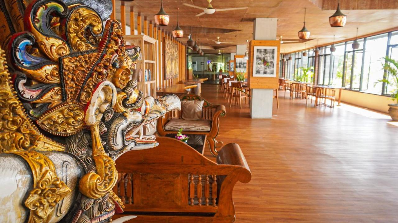 Truntum Kuta Bali Hotel Exterior photo